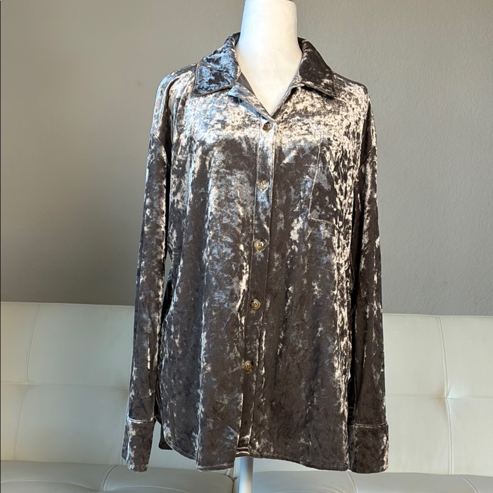 Mystree Velvet Button-Down Shirt in Gray - Shimmery Shiny